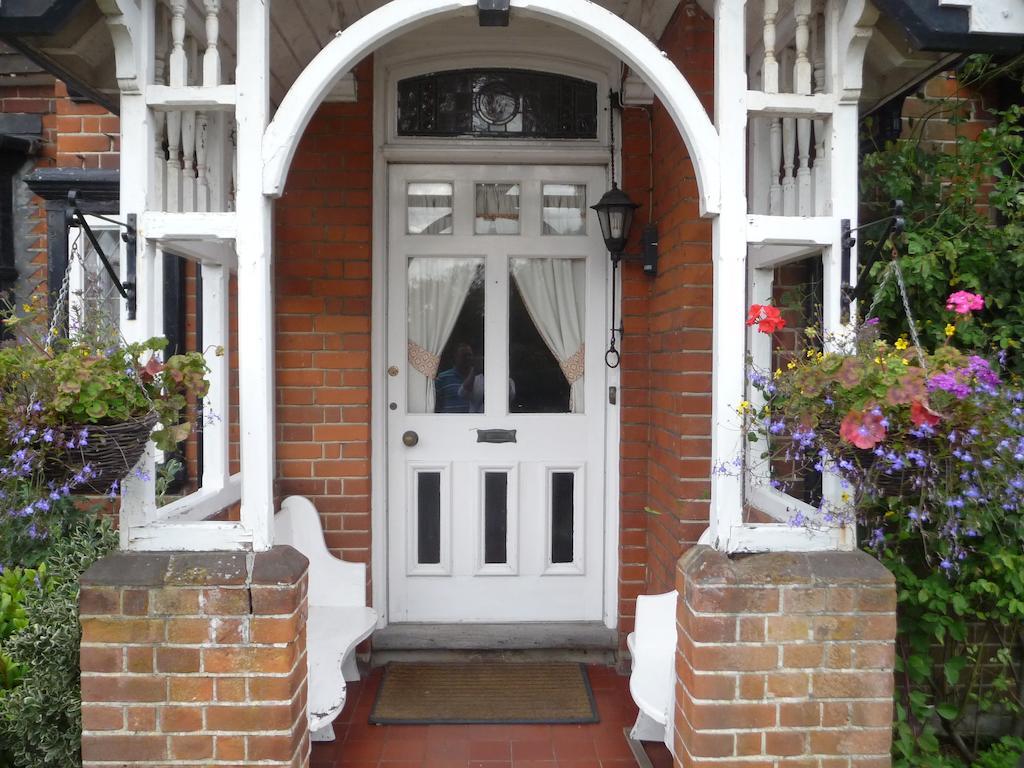 The Corner House Bed & Breakfast ไรย์ ภายนอก รูปภาพ