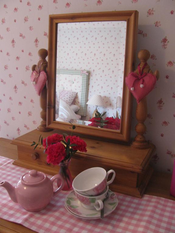 The Corner House Bed & Breakfast ไรย์ ภายนอก รูปภาพ