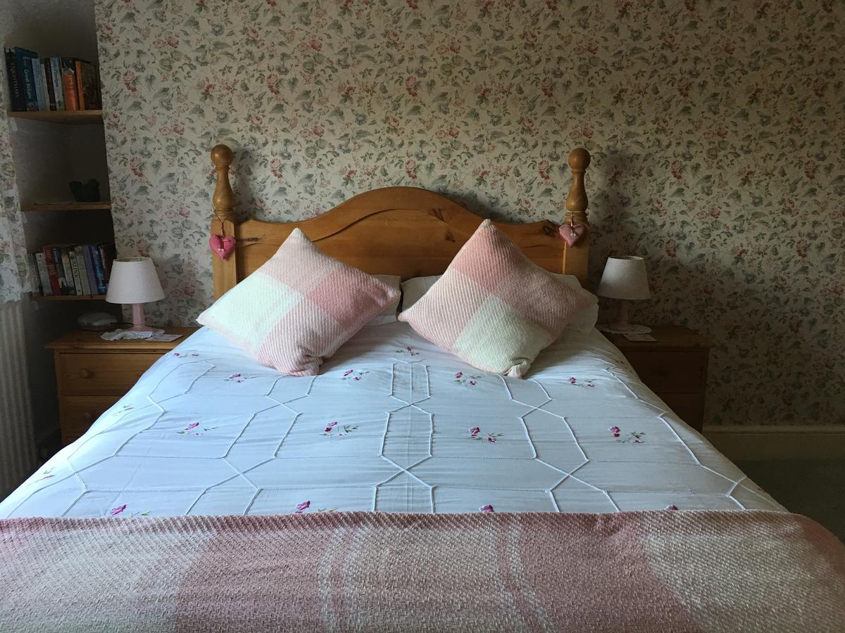The Corner House Bed & Breakfast ไรย์ ภายนอก รูปภาพ